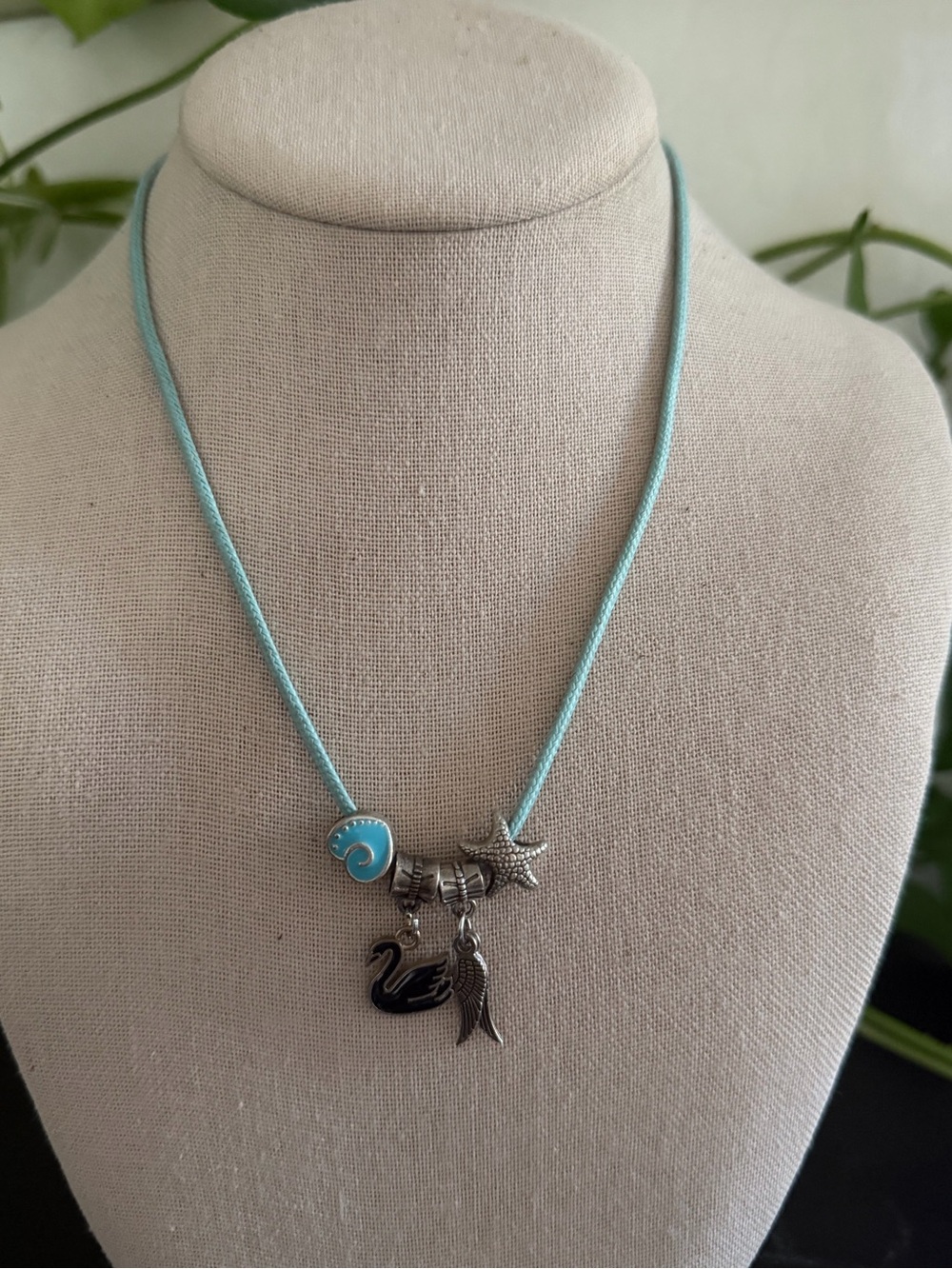 Vintage 90’s Y2K Turquoise & Silver Sea Creature Charms Turquoise Cord Necklace